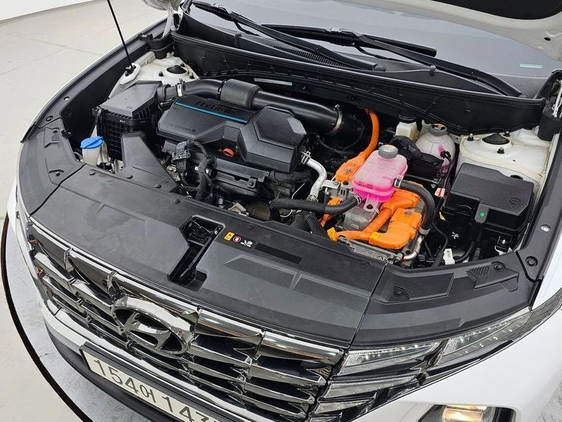 Hyundai Tucson 1.6 Automatic, снимка 6 - Автомобили и джипове - 55843696