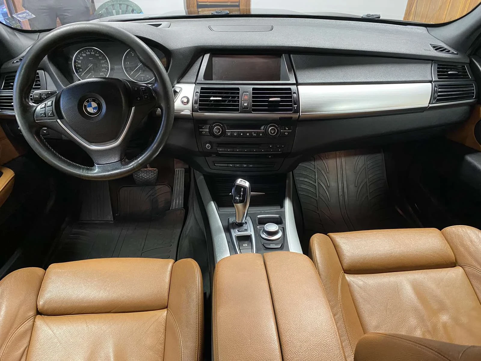 BMW X5  - изображение 8