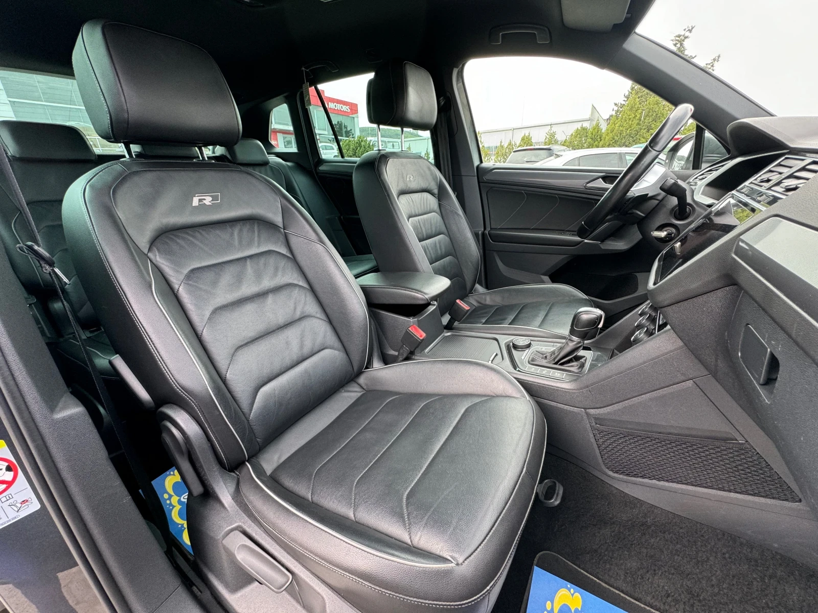 VW Tiguan 2.0TDI 190к.с R-LINE 4Motion/ NAVI/DISTRONIK/  - изображение 8