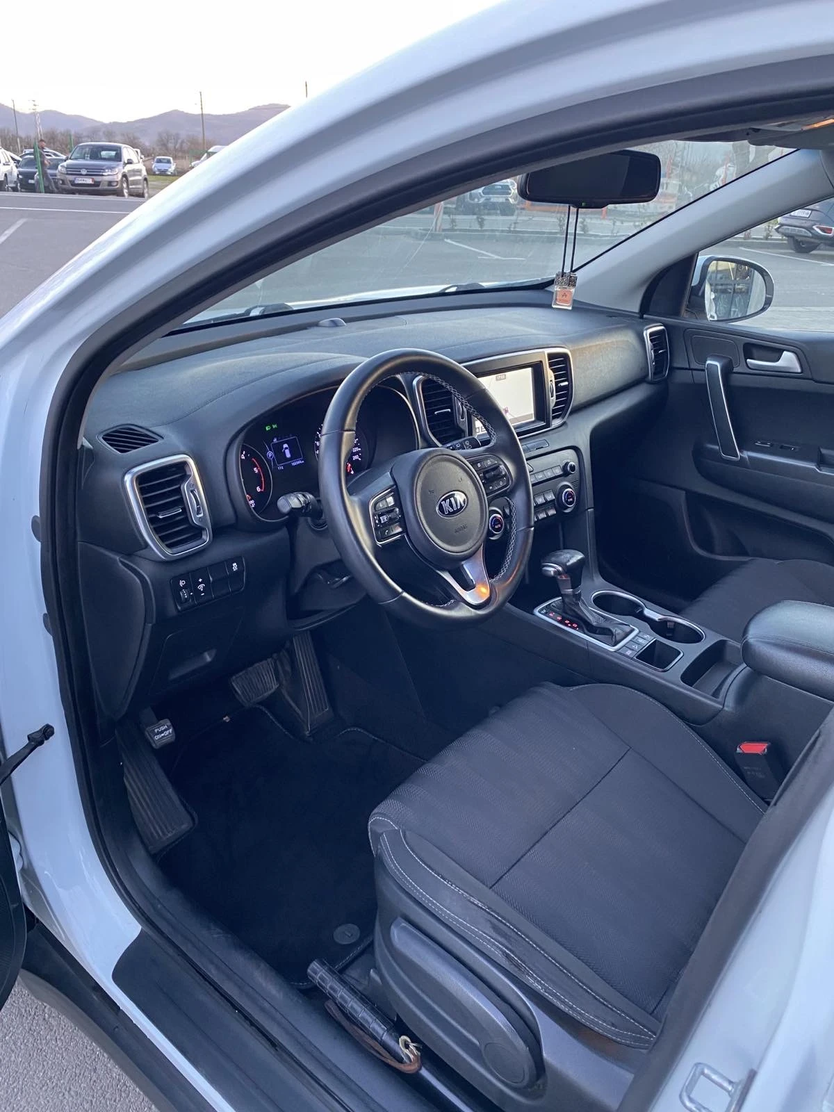 Kia Sportage Automat  - изображение 8