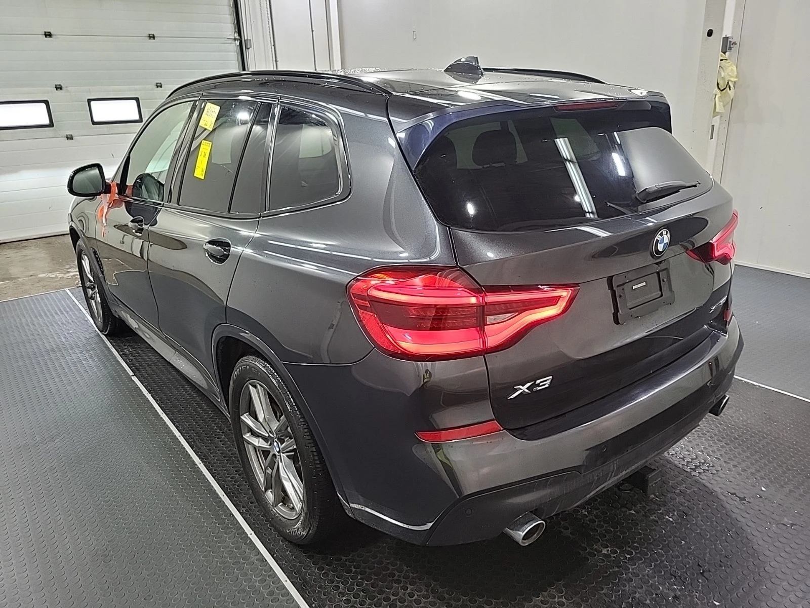 BMW X3 xDrive30i С РЕГИСТРАЦИЯ & АВТО КРЕДИТ , снимка 2 - Автомобили и джипове - 53907705