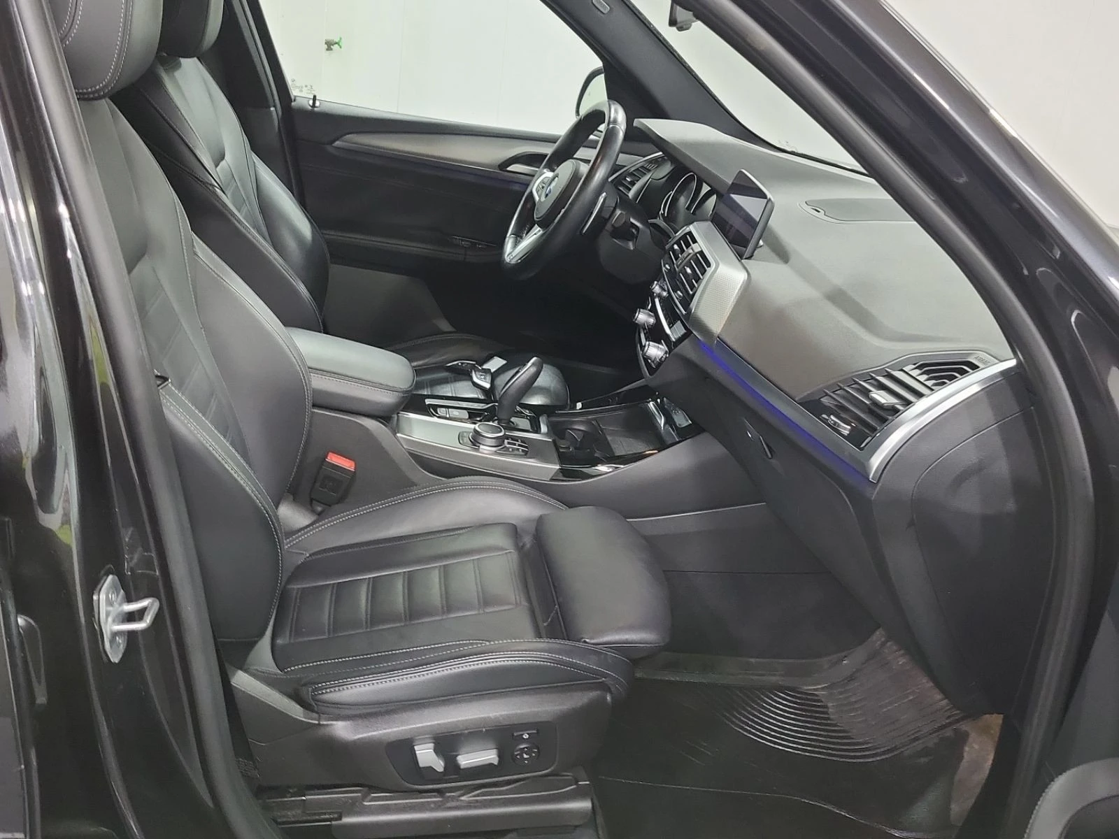 BMW X3 xDrive30i С РЕГИСТРАЦИЯ & АВТО КРЕДИТ , снимка 13 - Автомобили и джипове - 53907705