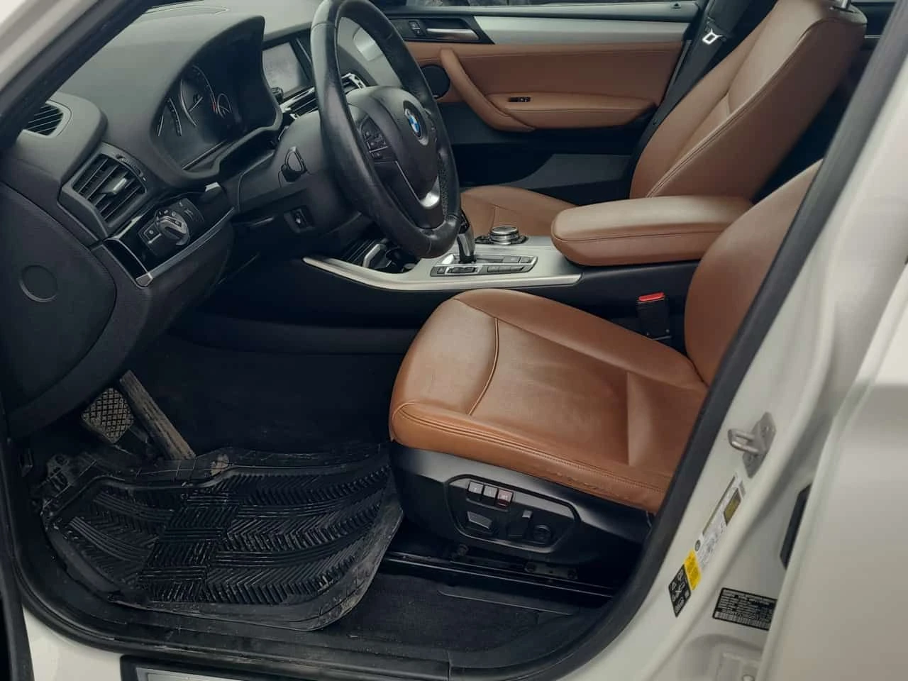 BMW X3 * XDRIVE35I * CARFAX * ПАНО * KEYLESS * ПОДГРЕВИ, снимка 5 - Автомобили и джипове - 53963786