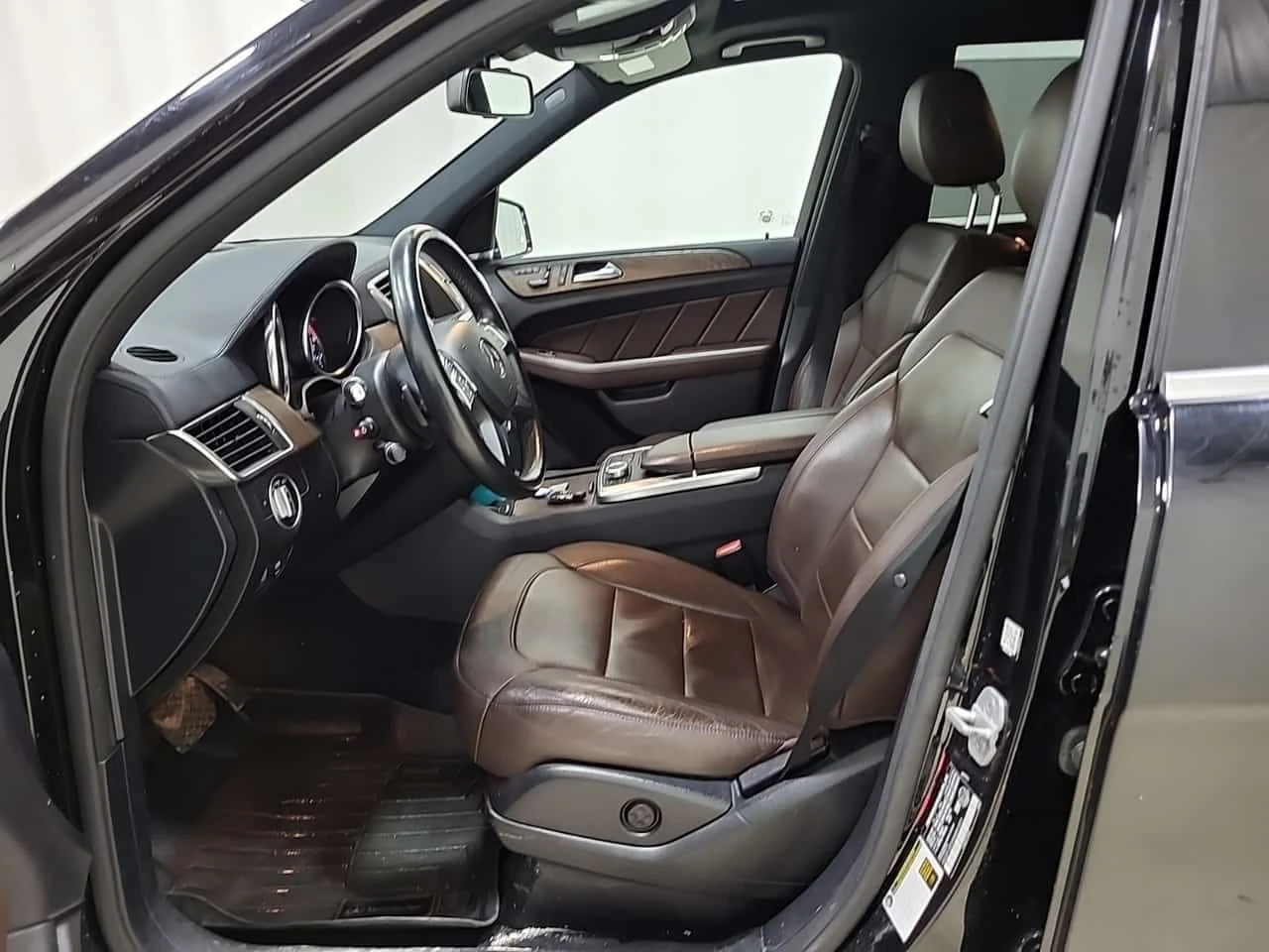 Mercedes-Benz GL 350 BlueTEC /CARFAX/Погрев/Обдух/Пан0/360 Кам/Памет, снимка 8 - Автомобили и джипове - 54046796