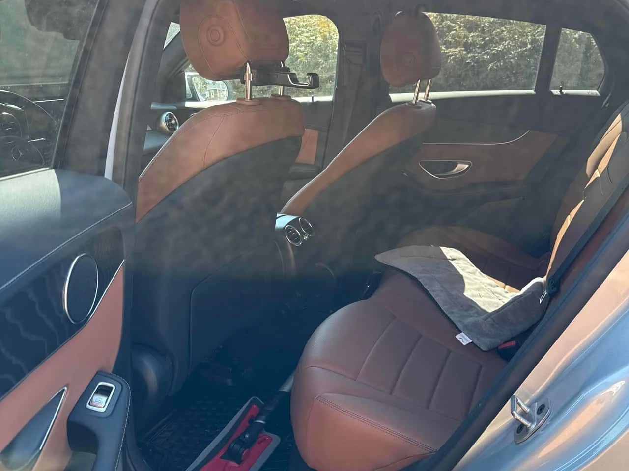 Mercedes-Benz GLC 300 COUPE/360 КАМЕРИ/БЕЗ ЗАБЕЛЕЖКИ , снимка 10 - Автомобили и джипове - 54171166