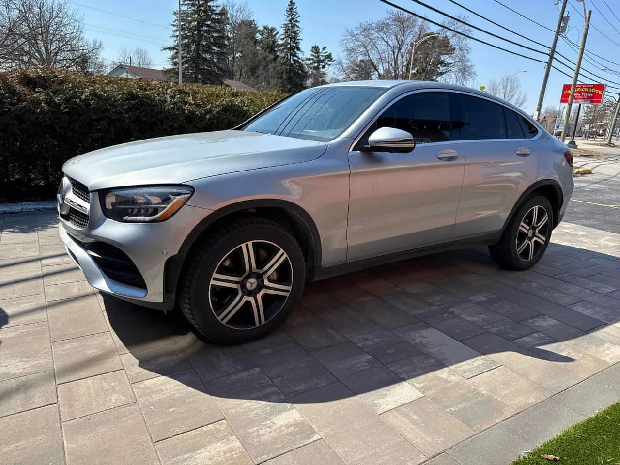 Mercedes-Benz GLC 300 COUPE/360 КАМЕРИ/БЕЗ ЗАБЕЛЕЖКИ , снимка 3 - Автомобили и джипове - 54171166