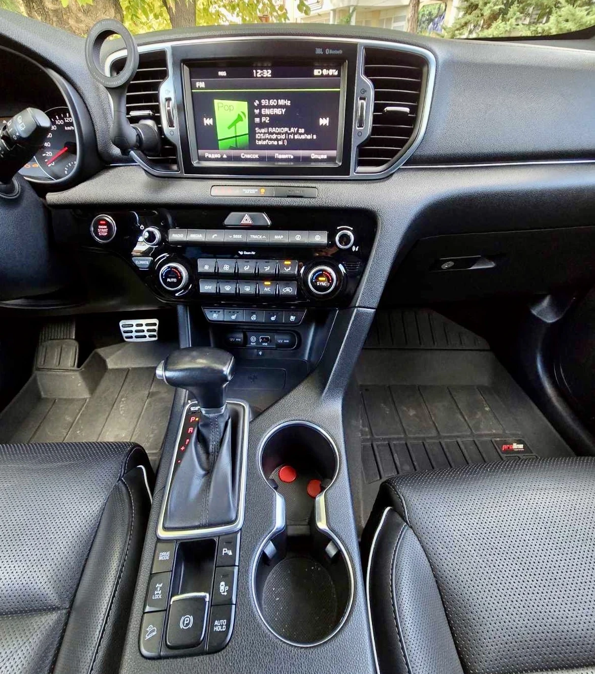 Kia Sportage 2.0 GT-LINE AWD, снимка 9 - Автомобили и джипове - 54421557