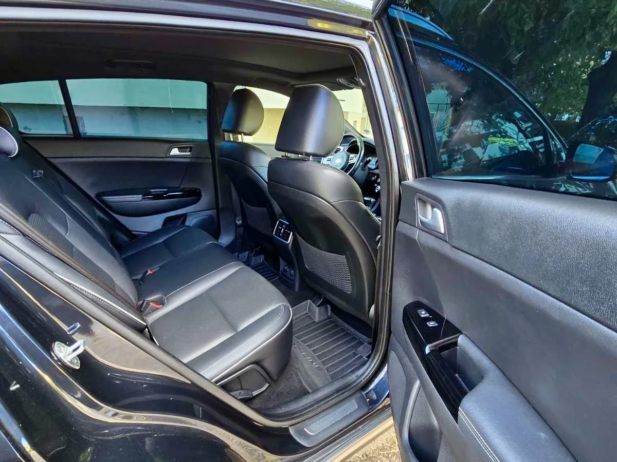 Kia Sportage 2.0 GT-LINE AWD, снимка 12 - Автомобили и джипове - 54421557