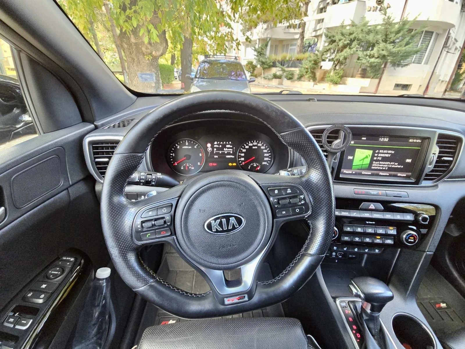 Kia Sportage 2.0 GT-LINE AWD, снимка 7 - Автомобили и джипове - 54421557