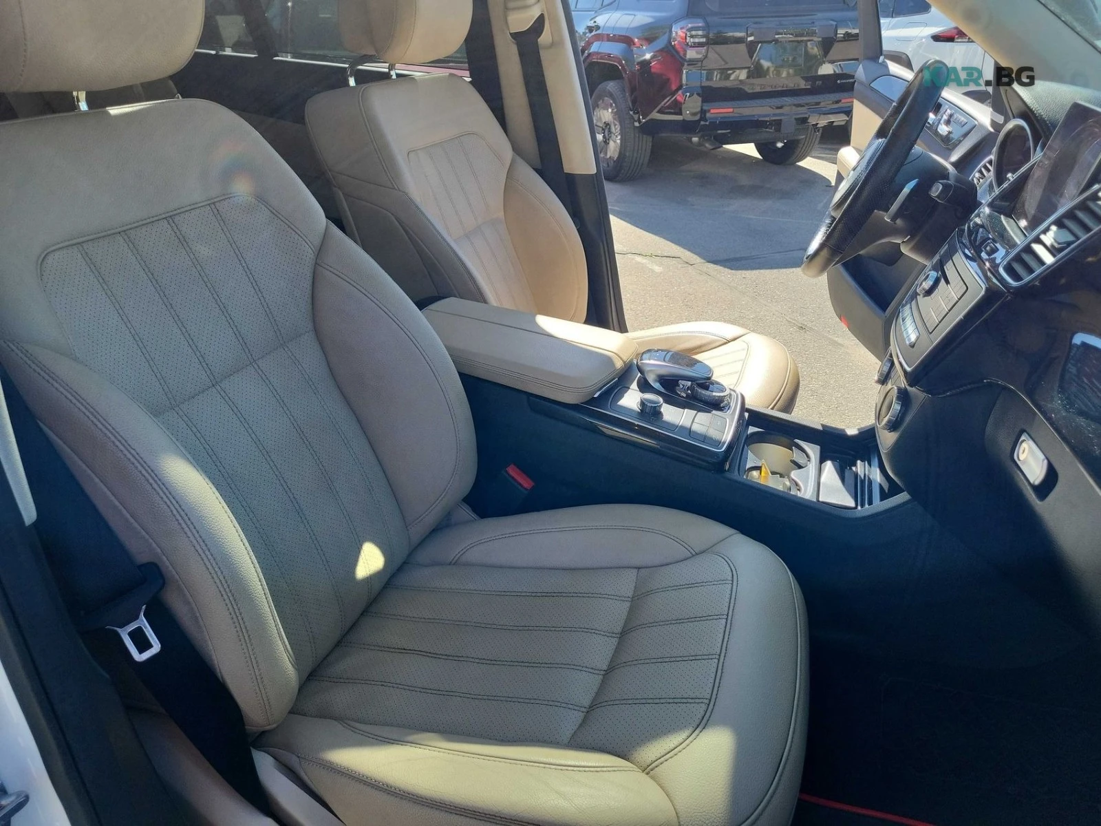 Mercedes-Benz GLS AMG Line * HeadUp *  AвтоКредит * (ЦЕНА ДО БГ), снимка 9 - Автомобили и джипове - 54802710