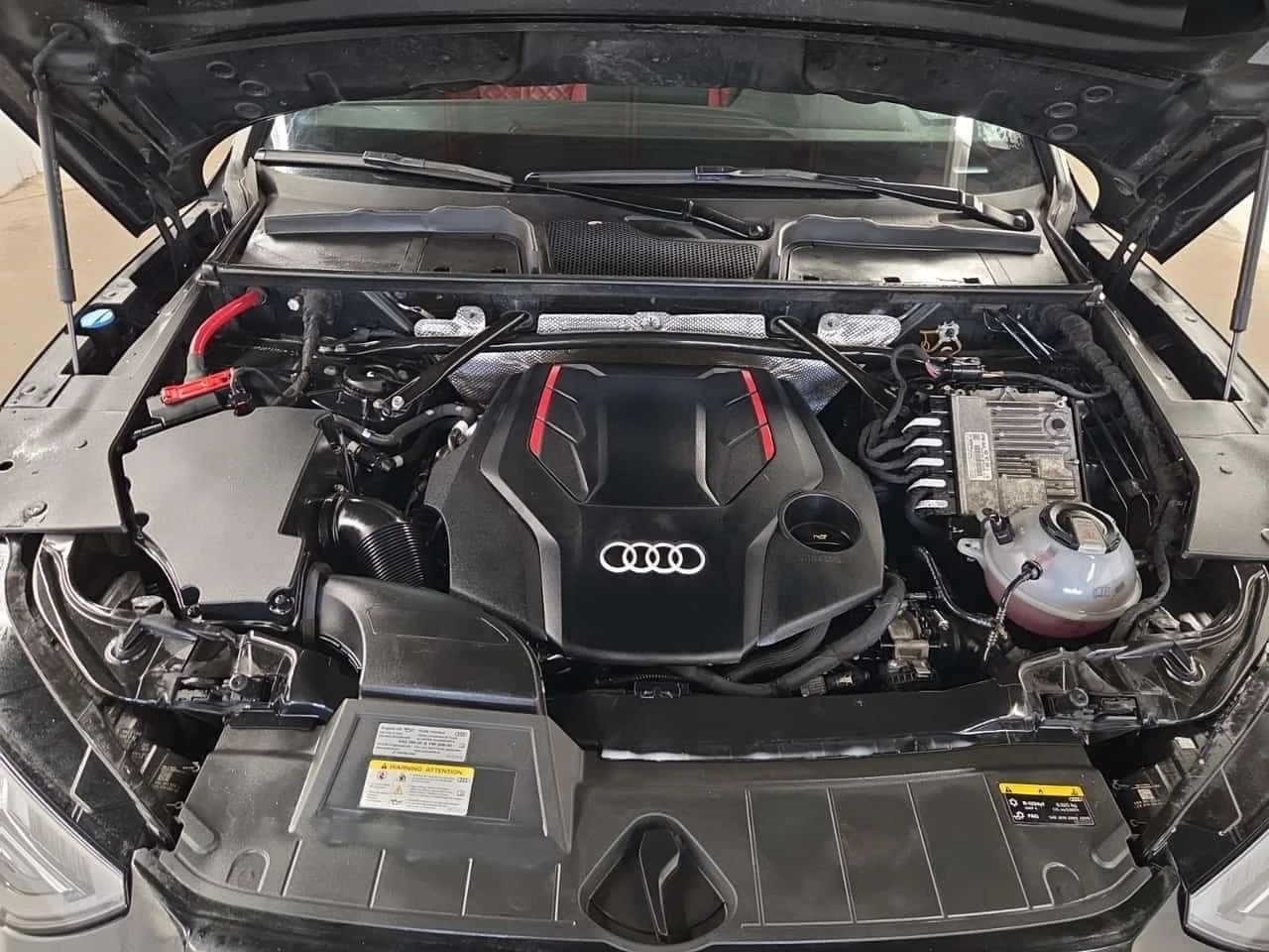 Audi SQ5 * PROGRESSIV * CARFAX * Бeз инциденти * От VW * , снимка 15 - Автомобили и джипове - 55097079