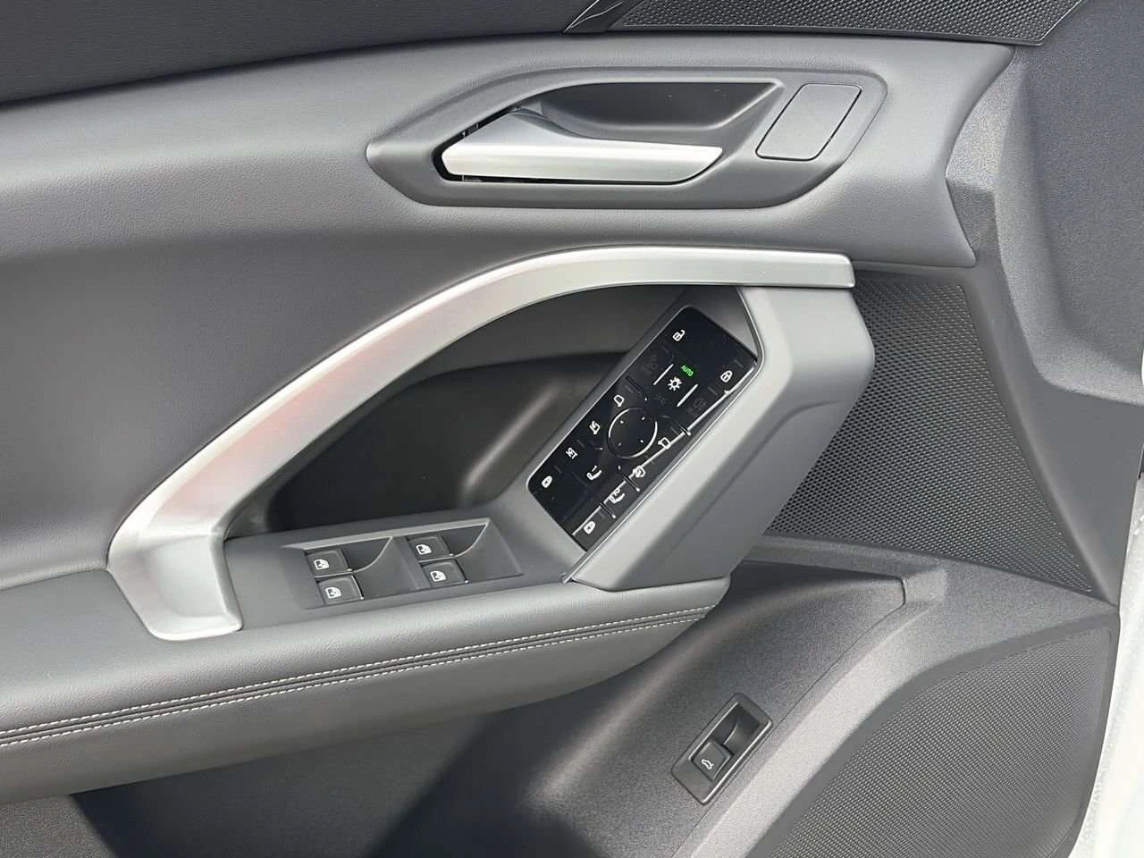 Audi Q5 quattro, ����, ������, ���� �� �� | Mobile.bg � ����������� 10