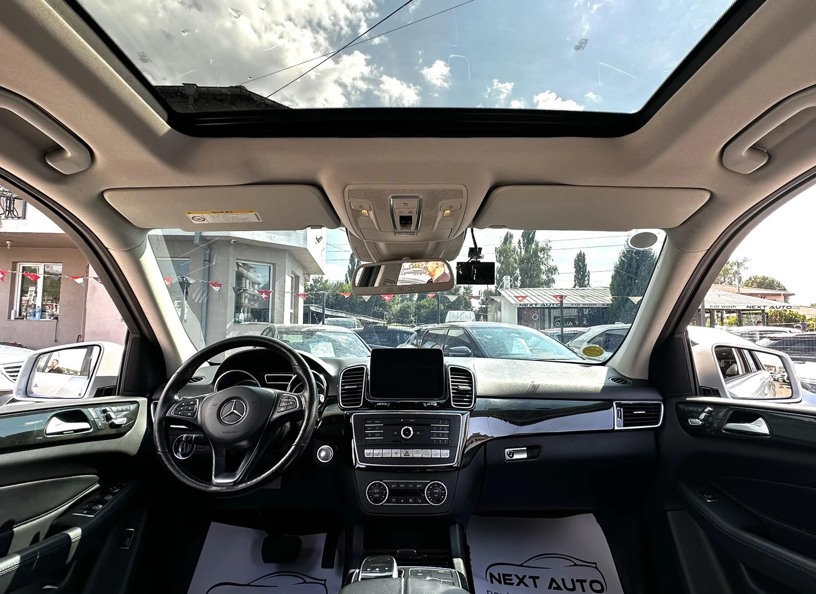 Mercedes-Benz GLE 350 D 258HP ПАНО ОБДУХВАНЕ LED INTELLIGENT EU6B, снимка 9 - Автомобили и джипове - 55803276