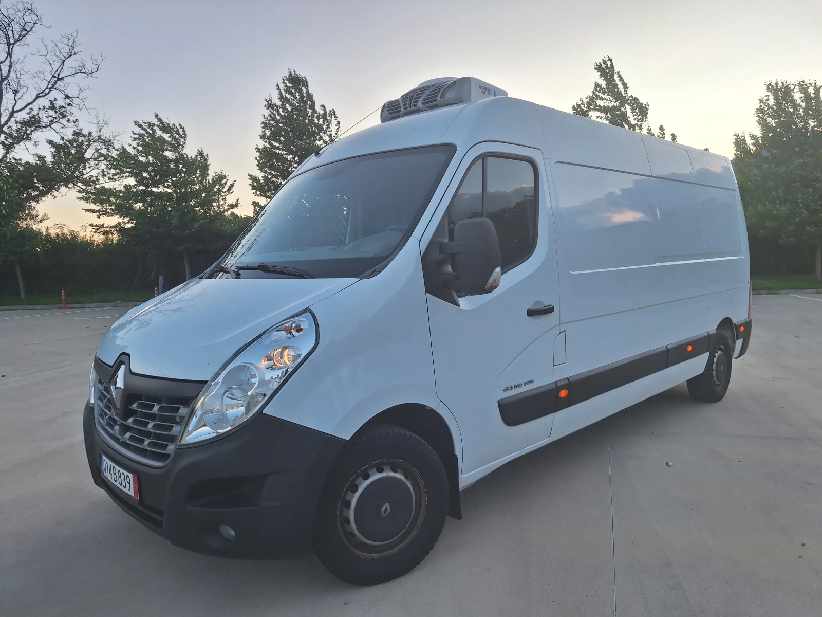 Renault Master 2.3 DCI ENERGY ХЛАДИЛЕН ЕВРО 6, снимка 17 - Бусове и автобуси - 55388053
