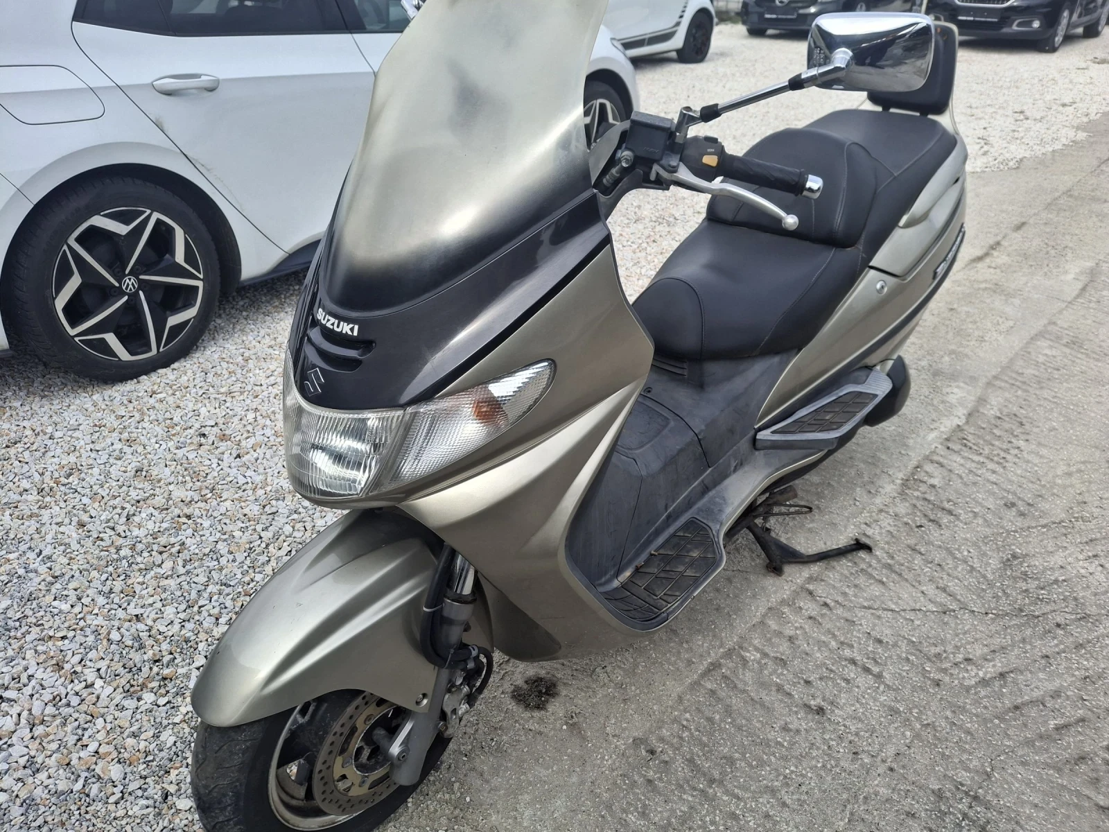 Suzuki Burgman 400 - изображение 6