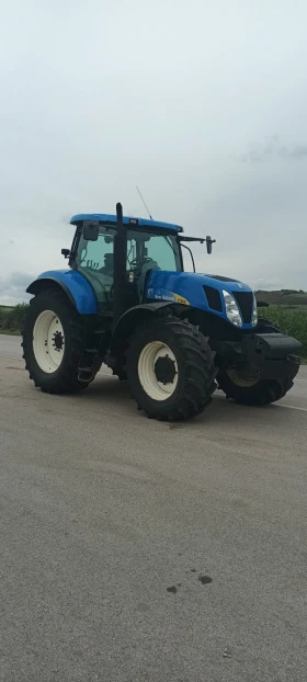      New Holland 7060