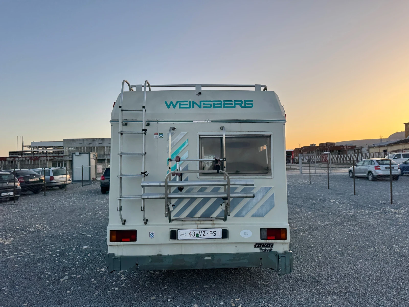 Кемпер Fiat DUCATO 2.8 TDI. Без изгнило!!!, снимка 6 - Каравани и кемпери - 53834065