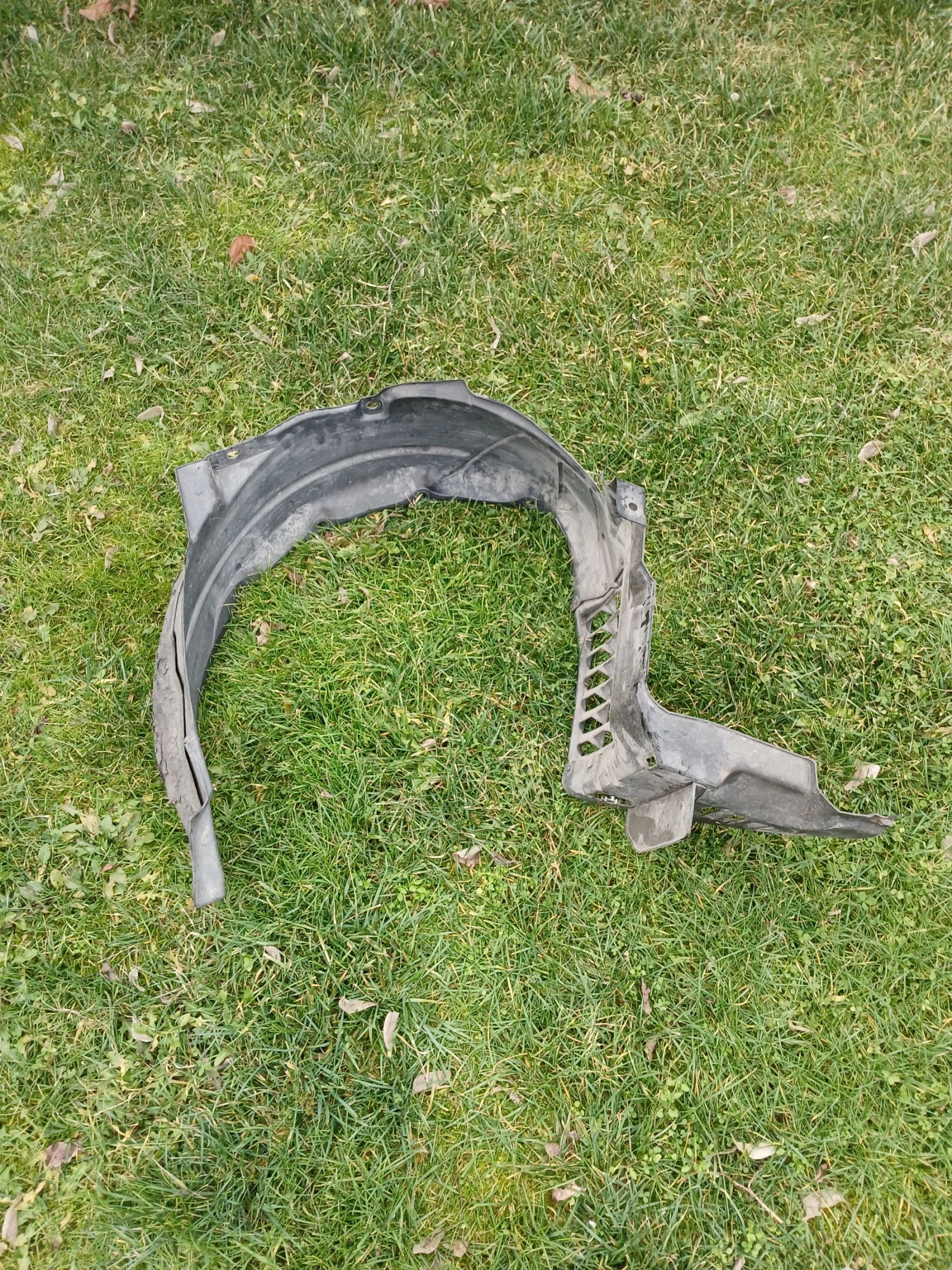 Преден Ляв Подкалник, снимка 2 - Части - 53293136