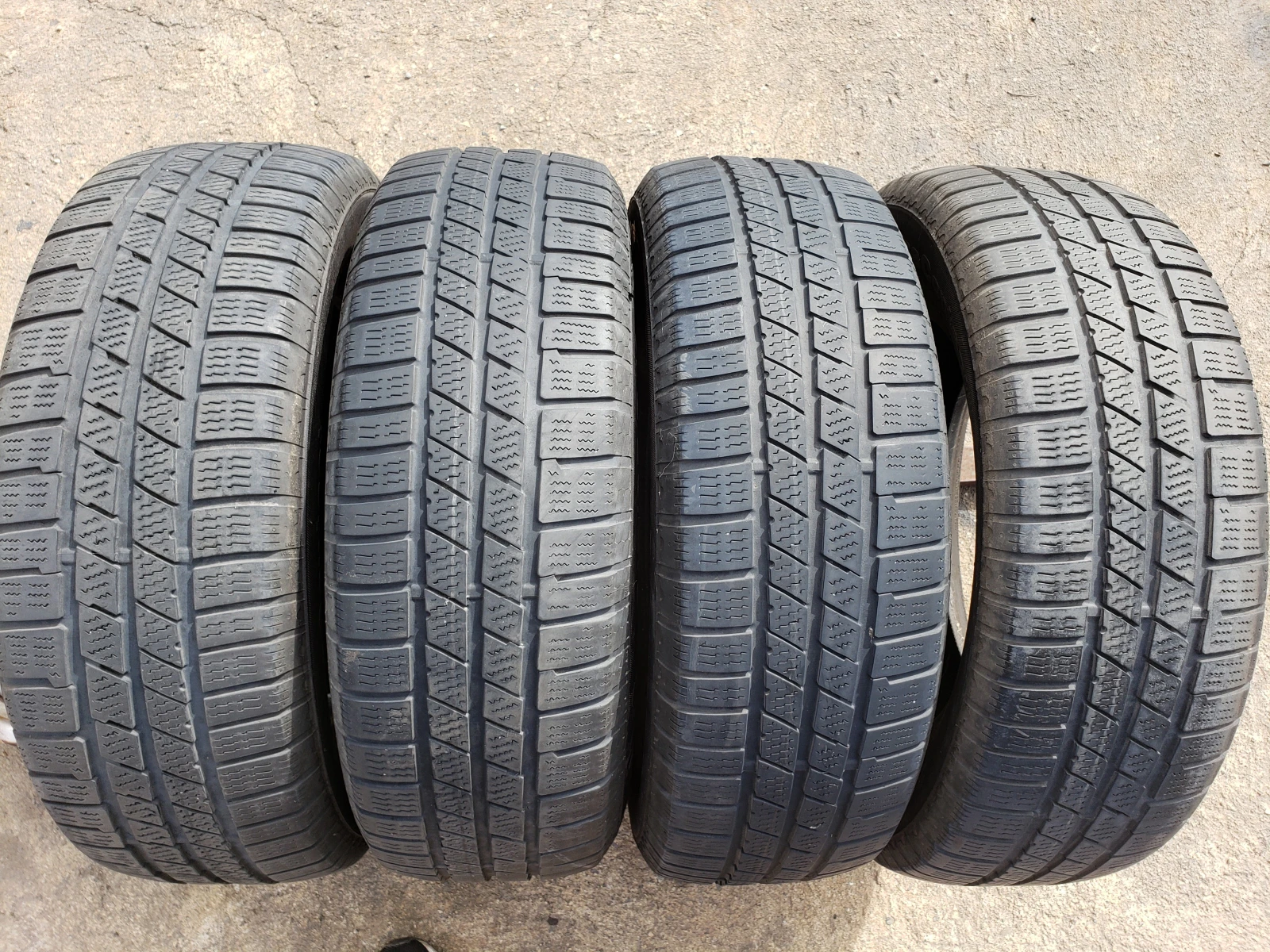 Гуми Зимни 215/65R16, снимка 7 - Гуми и джанти - 56084116