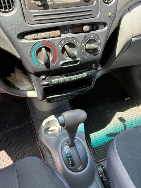 Toyota Yaris verso, снимка 10