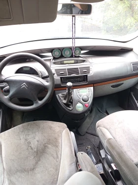     Citroen C8