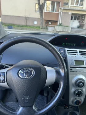 Toyota Yaris - 2750 € / 5378.53 лв. - 96723225 8