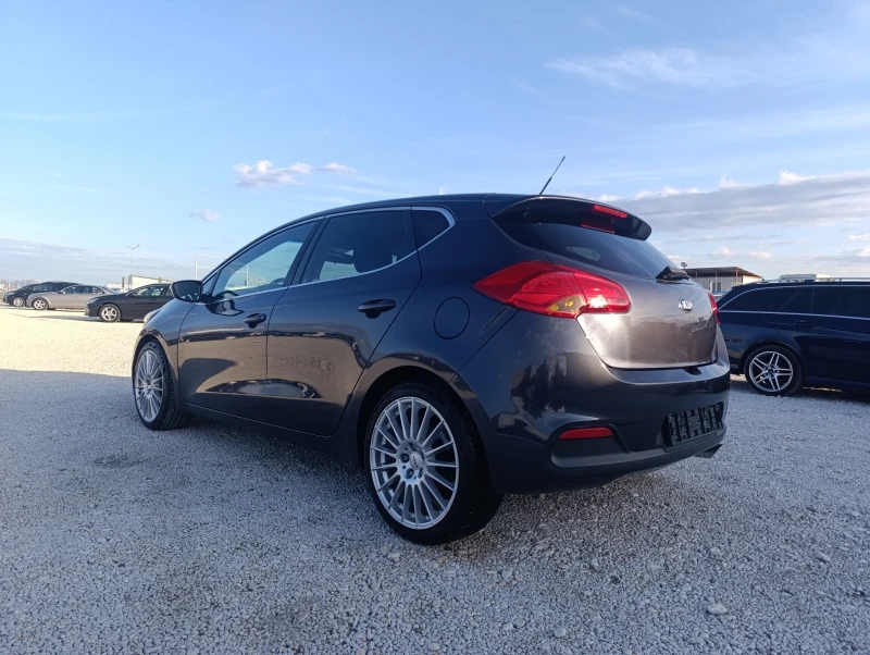 Kia Ceed 1.6Crdi Fusion Edition !!!, снимка 2 - Автомобили и джипове - 49238560