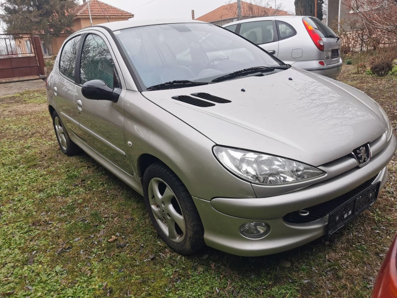 Peugeot 206 1.6i 16v, снимка 2 - Автомобили и джипове - 48833150