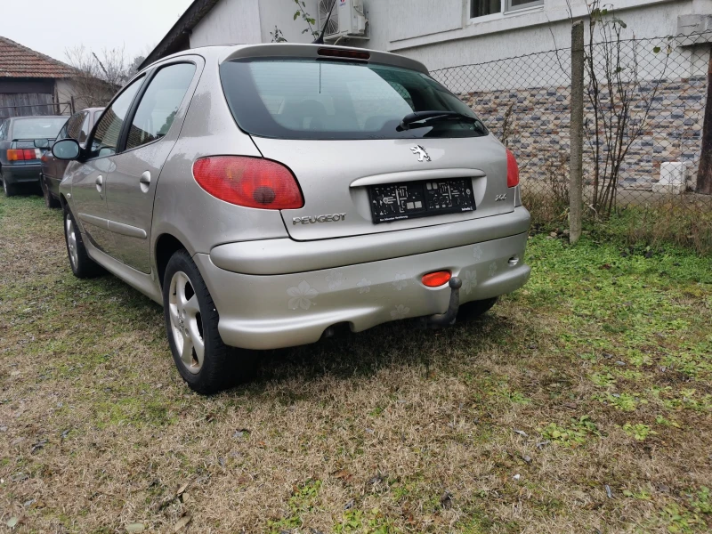 Peugeot 206 1.6i 16v, снимка 4 - Автомобили и джипове - 48833150