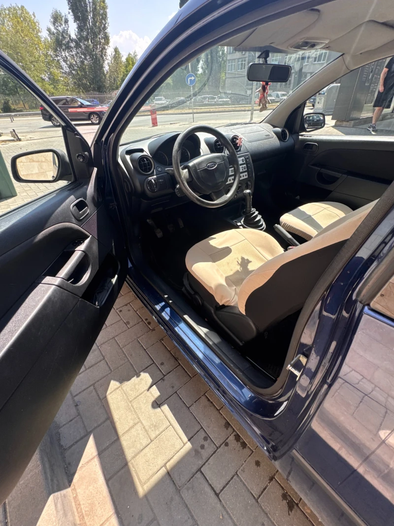 Ford Fiesta 1.3 с вградена метанова уредба, снимка 10 - Автомобили и джипове - 52416716