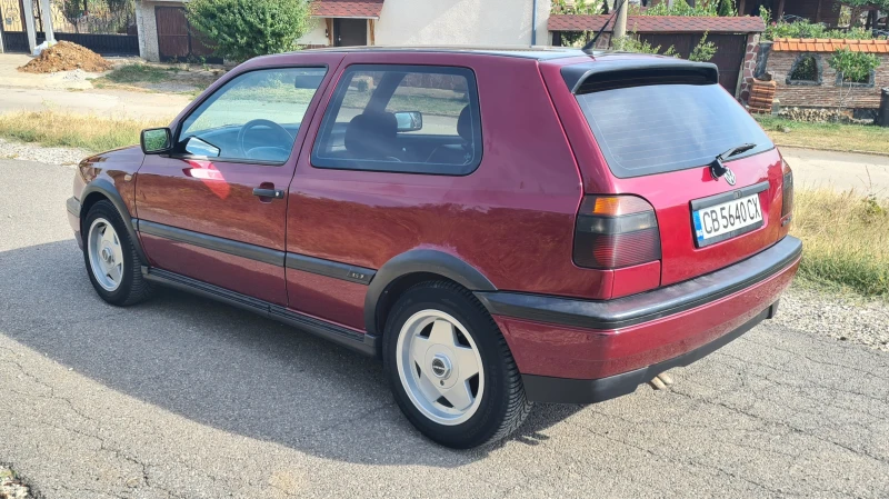 VW Golf GT 1.6 , снимка 8 - Автомобили и джипове - 52259206