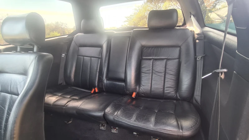 VW Golf GT 1.6 , снимка 13 - Автомобили и джипове - 52259206