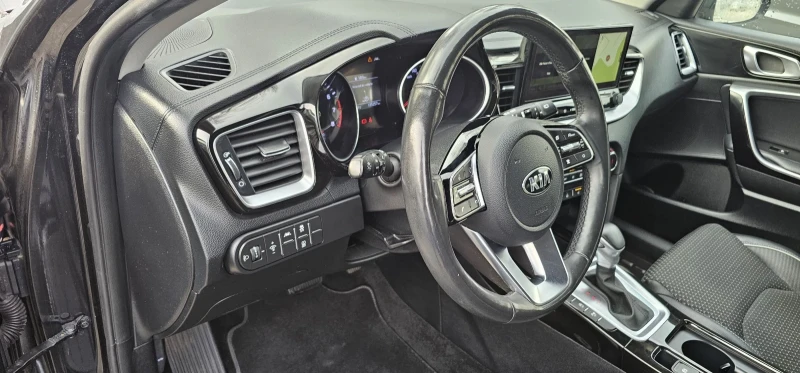 Kia Ceed 1.4 dynamic plus avtomat Холандия лизинг , снимка 13 - Автомобили и джипове - 52623253