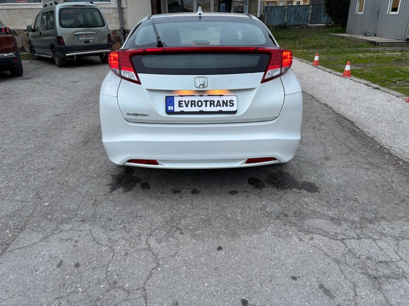 Honda Civic 1.4 i /6 ск./100 к.с., снимка 4 - Автомобили и джипове - 52878351