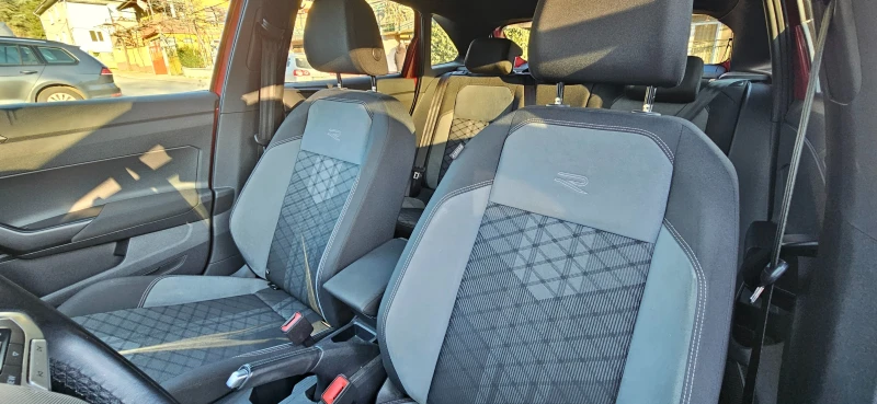 VW Taigo R-Line 1.0| TSI| DSG| 51 000км| Гаранция 2027, снимка 9 - Автомобили и джипове - 52928988