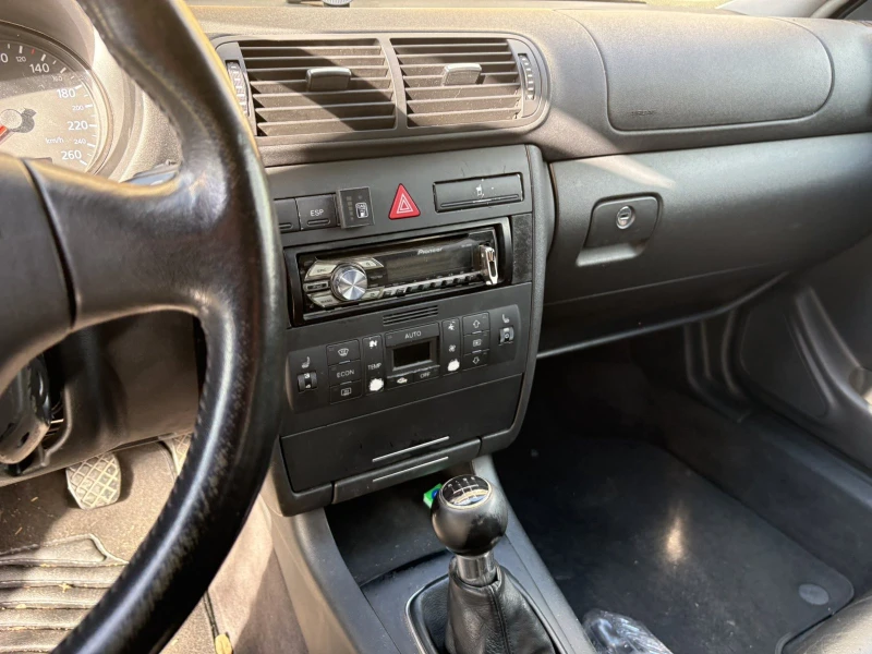 Audi A3 1.8 T, снимка 9 - Автомобили и джипове - 53101995