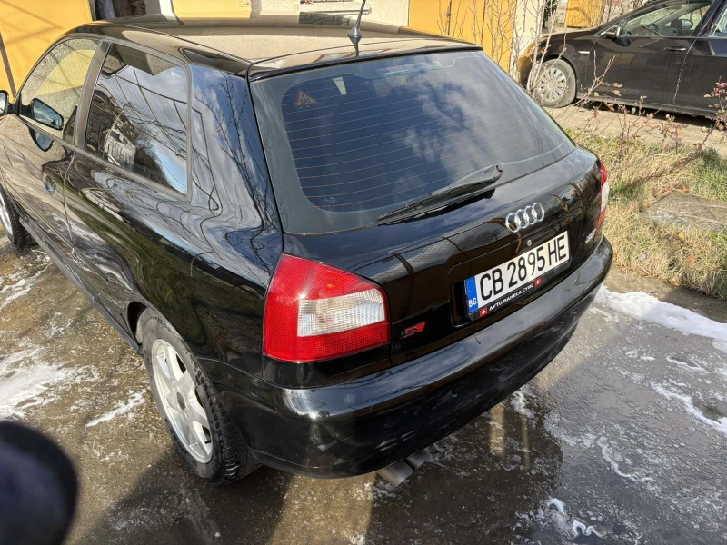 Audi A3 1.8 T, снимка 5 - Автомобили и джипове - 53101995