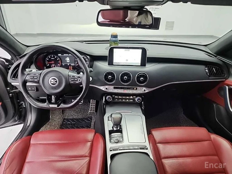 Kia Stinger, снимка 7 - Автомобили и джипове - 53238093
