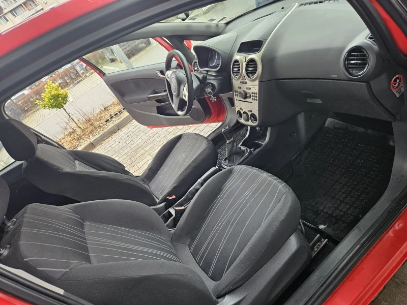 Opel Corsa 1.2, снимка 5 - Автомобили и джипове - 53306115
