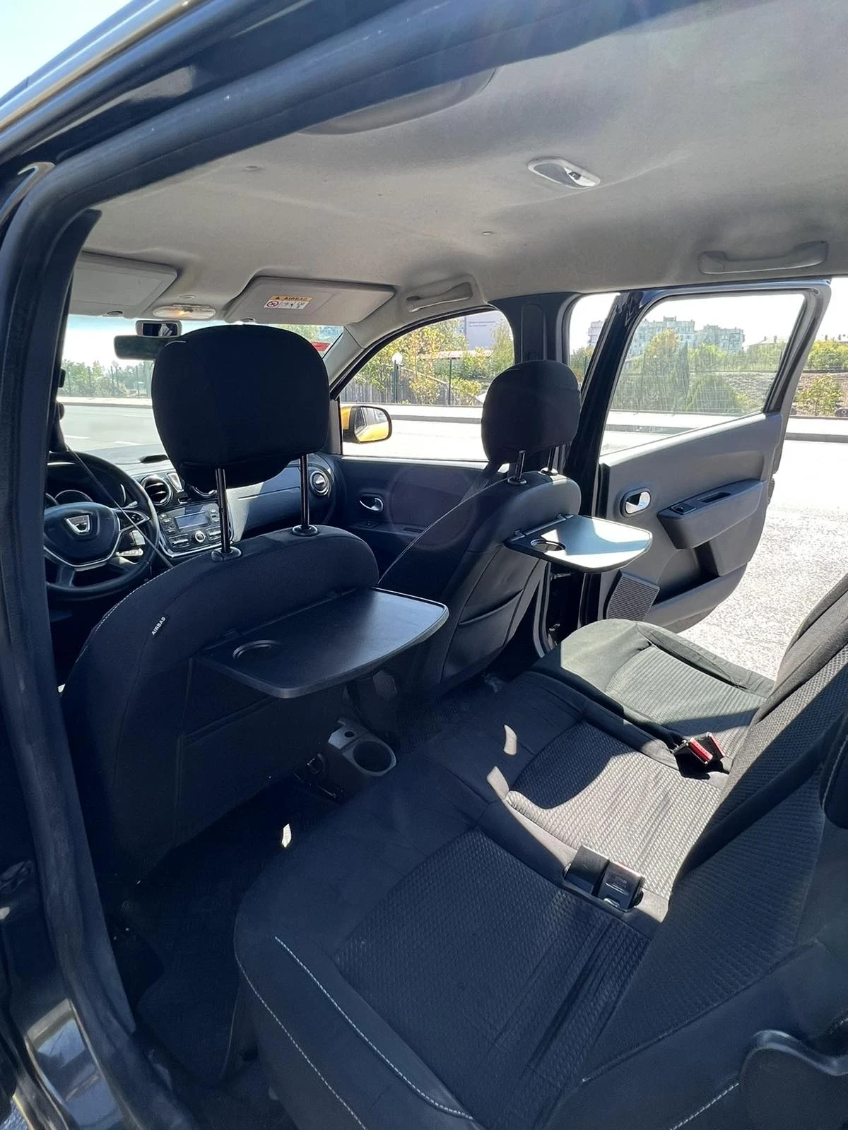Dacia Lodgy 1.6 - изображение 10