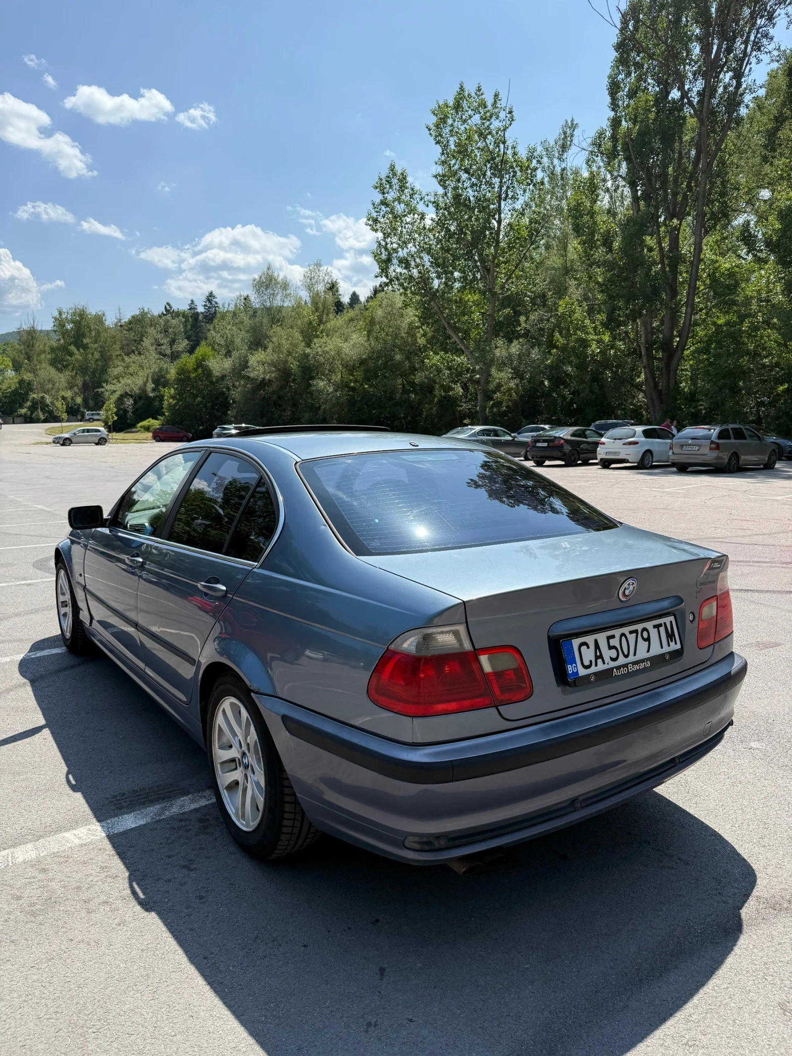 BMW 323  - изображение 6