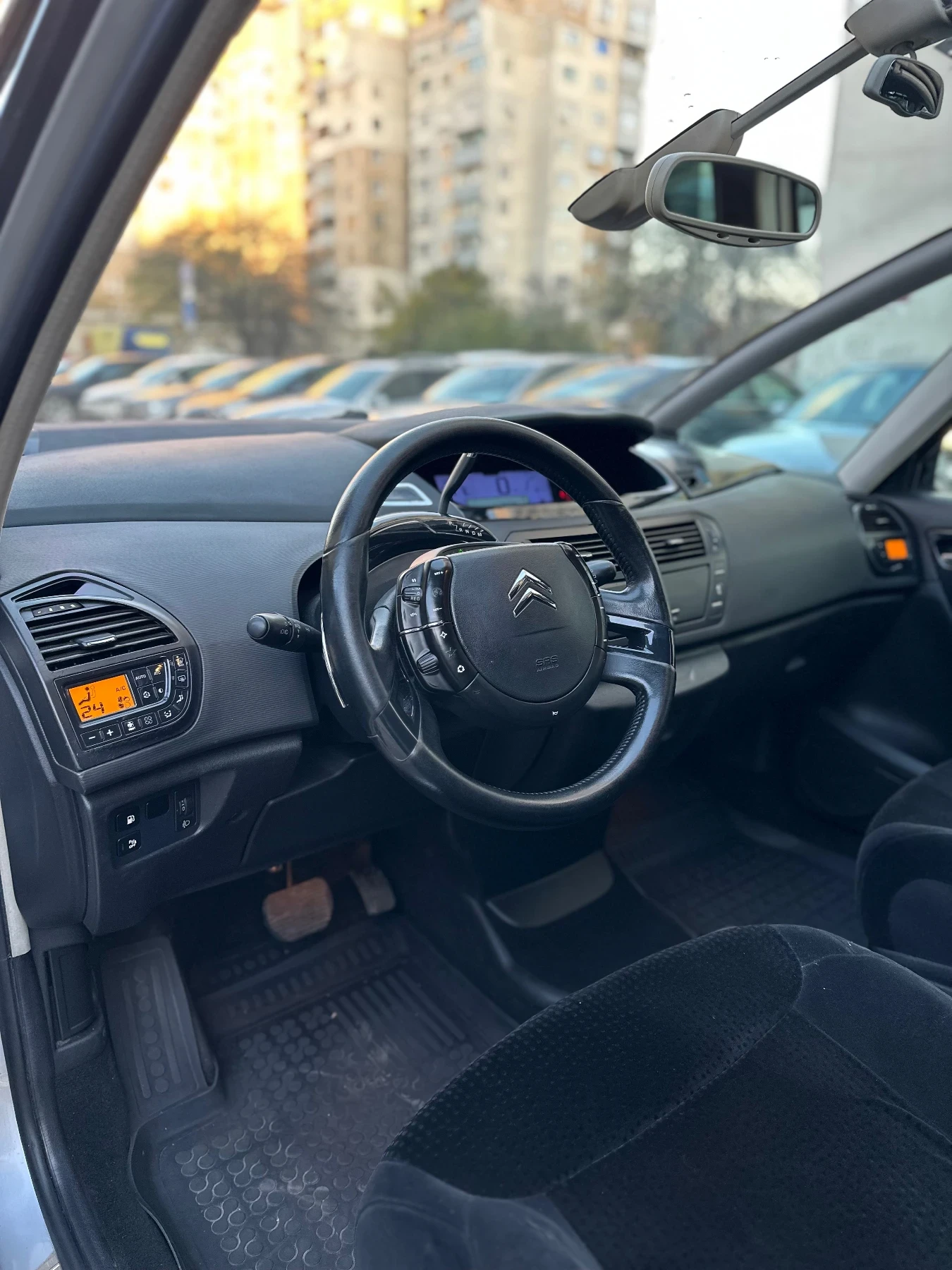 Citroen C4 Picasso  - изображение 9