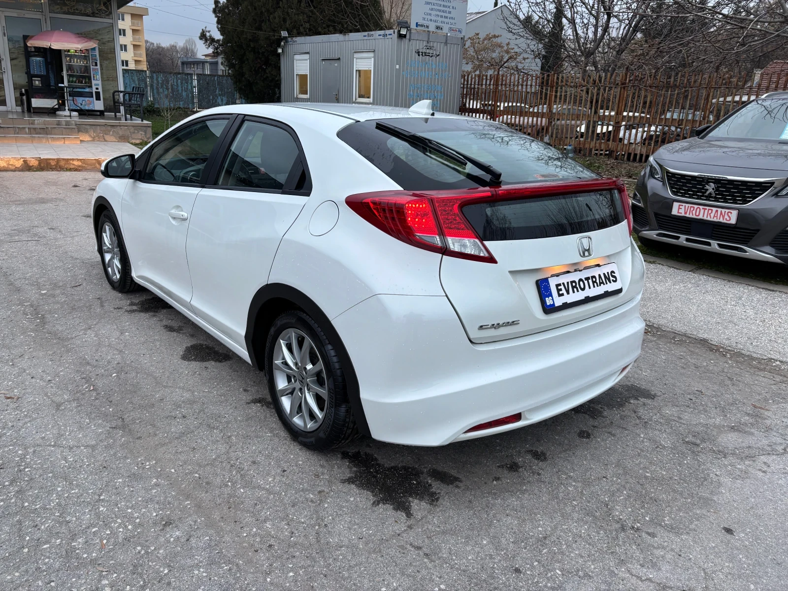 Honda Civic 1.4 i /6 ск./100 к.с. - изображение 3