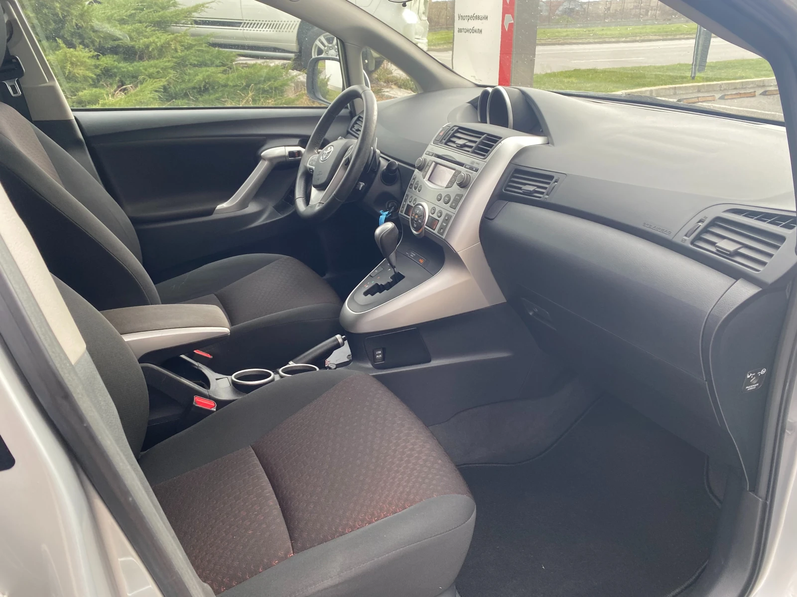 Toyota Verso 1.8 AT | Mobile.bg � ����������� 11