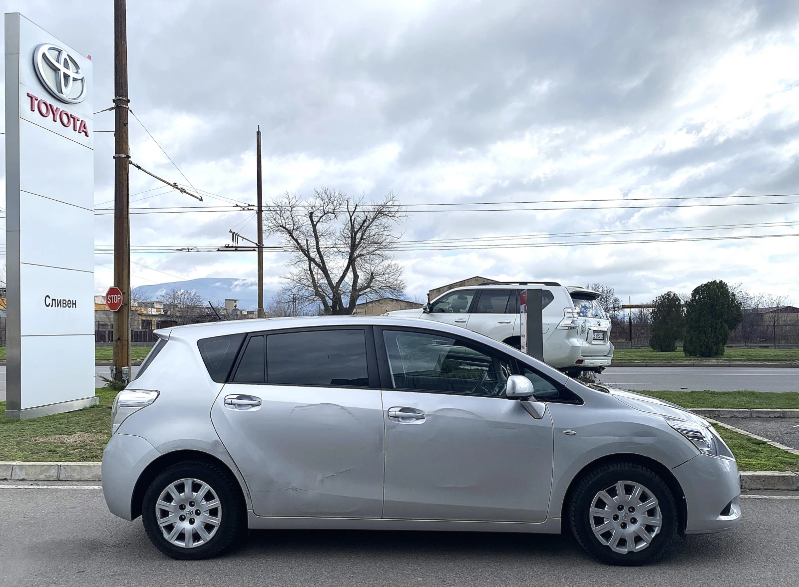 Toyota Verso 1.8 AT - изображение 3