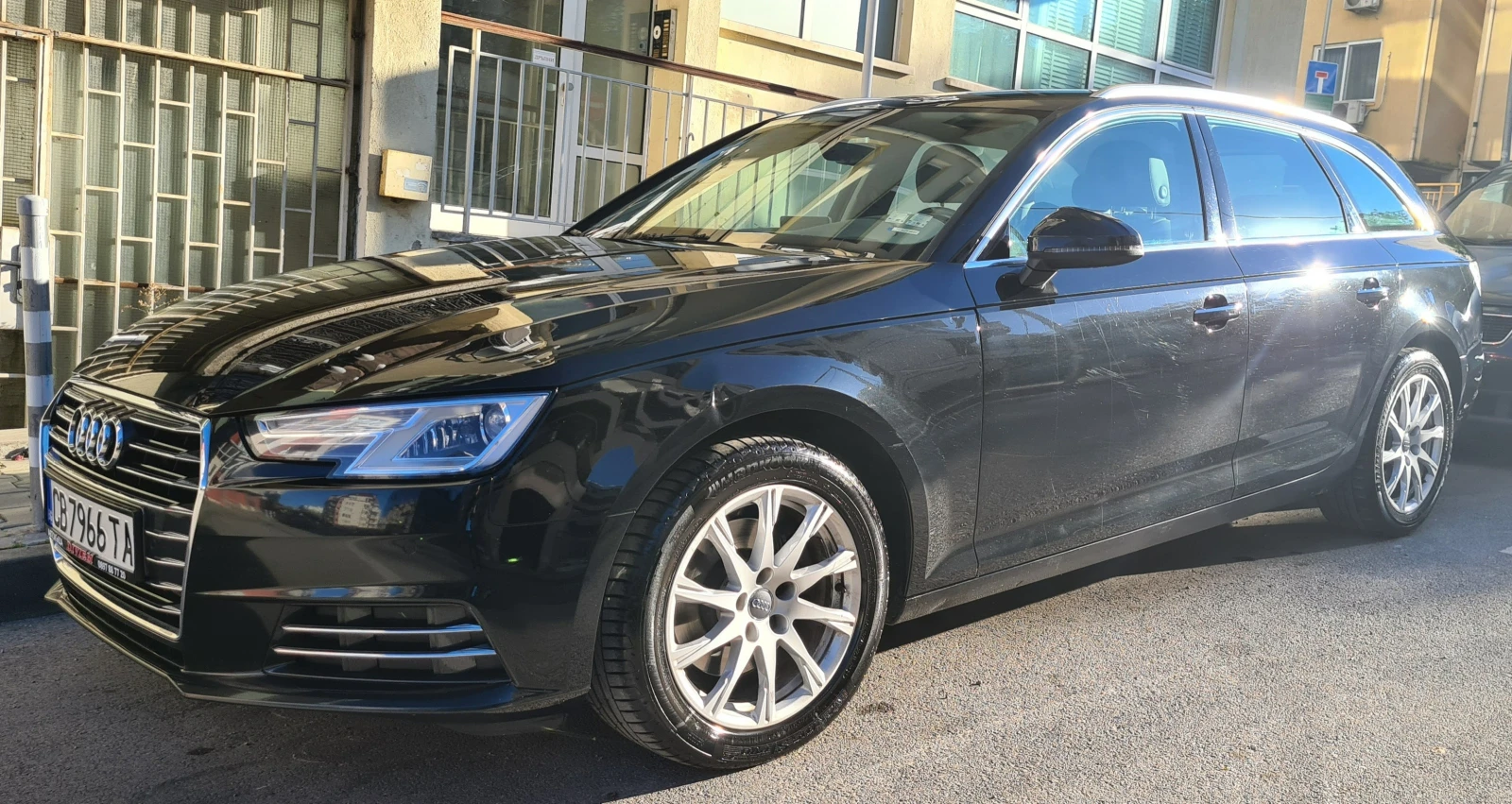 Audi A4 b9 Avant 2017 Virtual Cockpit, снимка 4 - Автомобили и джипове - 53930562