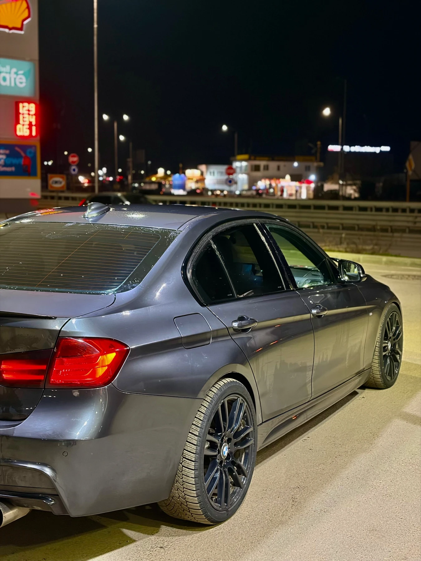 BMW 335 XD 420кс - изображение 4