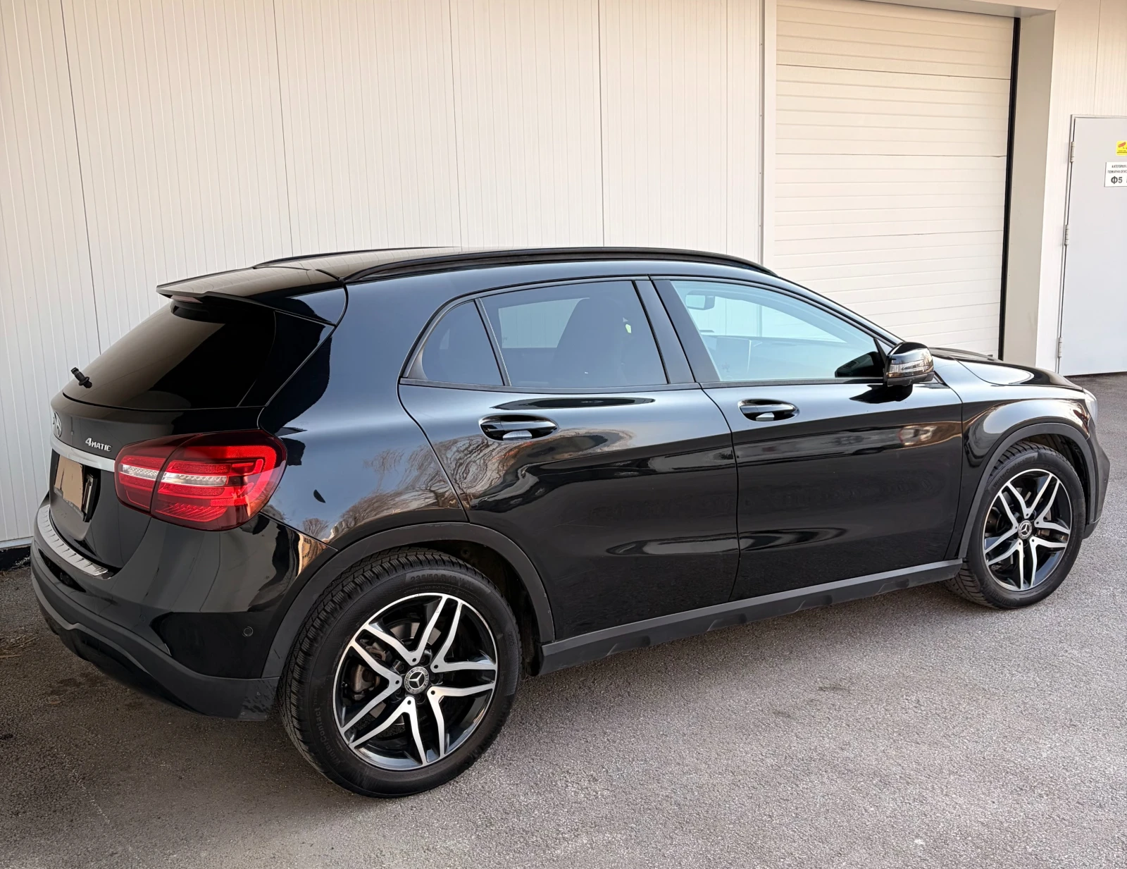 Mercedes-Benz CLA 220 4 matic sport, снимка 4 - Автомобили и джипове - 53713830