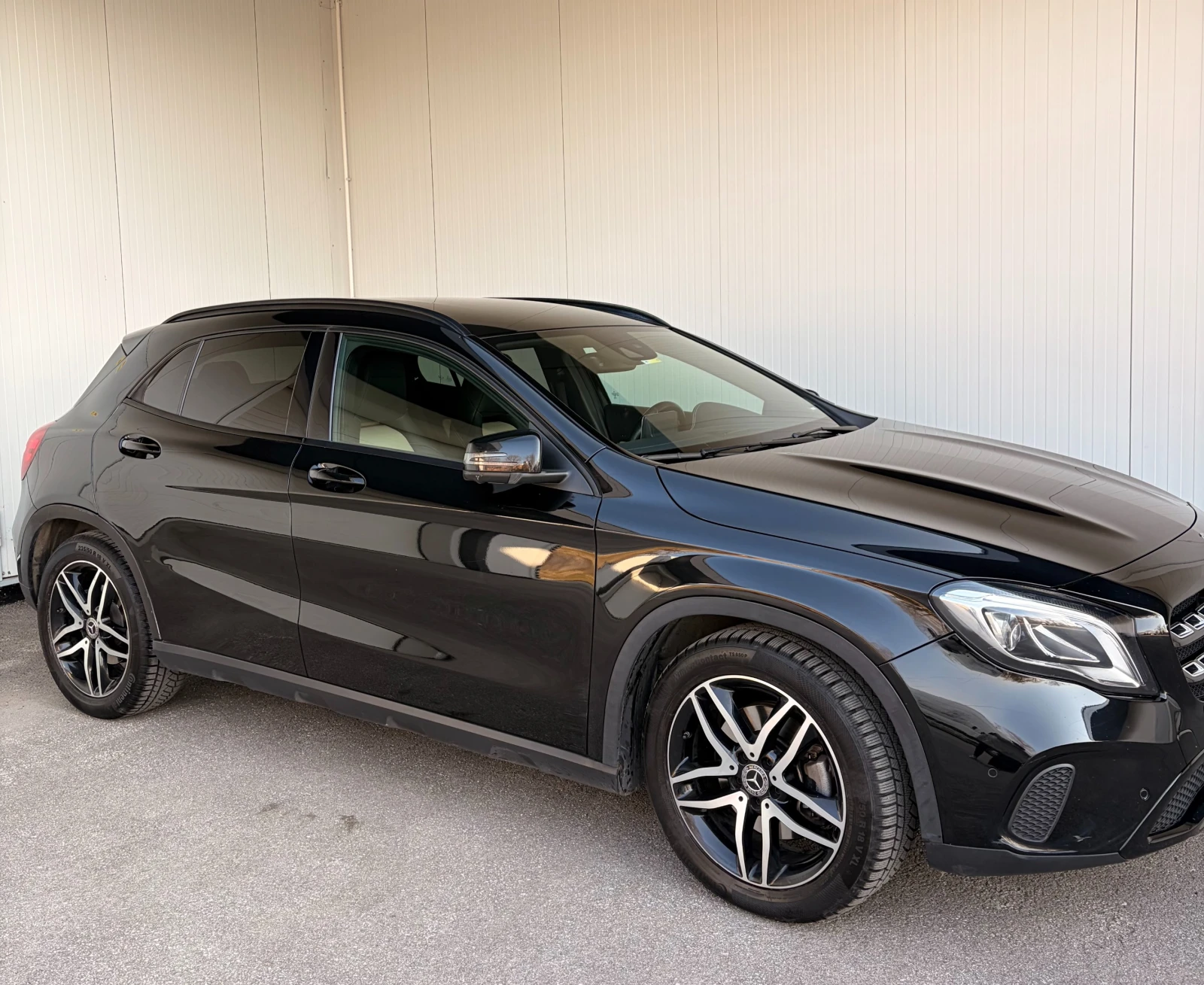 Mercedes-Benz CLA 220 4 matic sport, снимка 2 - Автомобили и джипове - 53713830