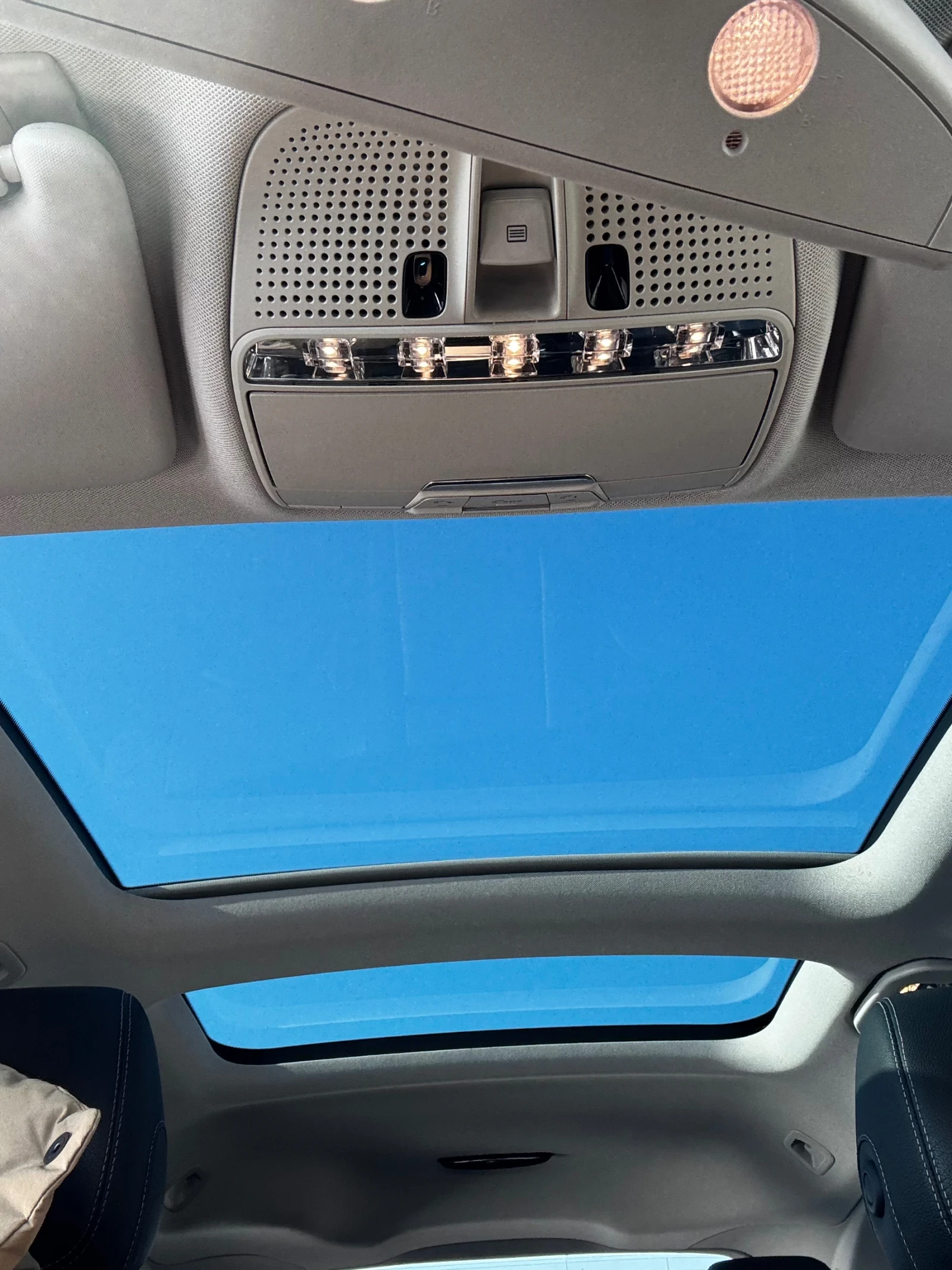 Mercedes-Benz C 220 AMG line, снимка 11 - Автомобили и джипове - 53906728